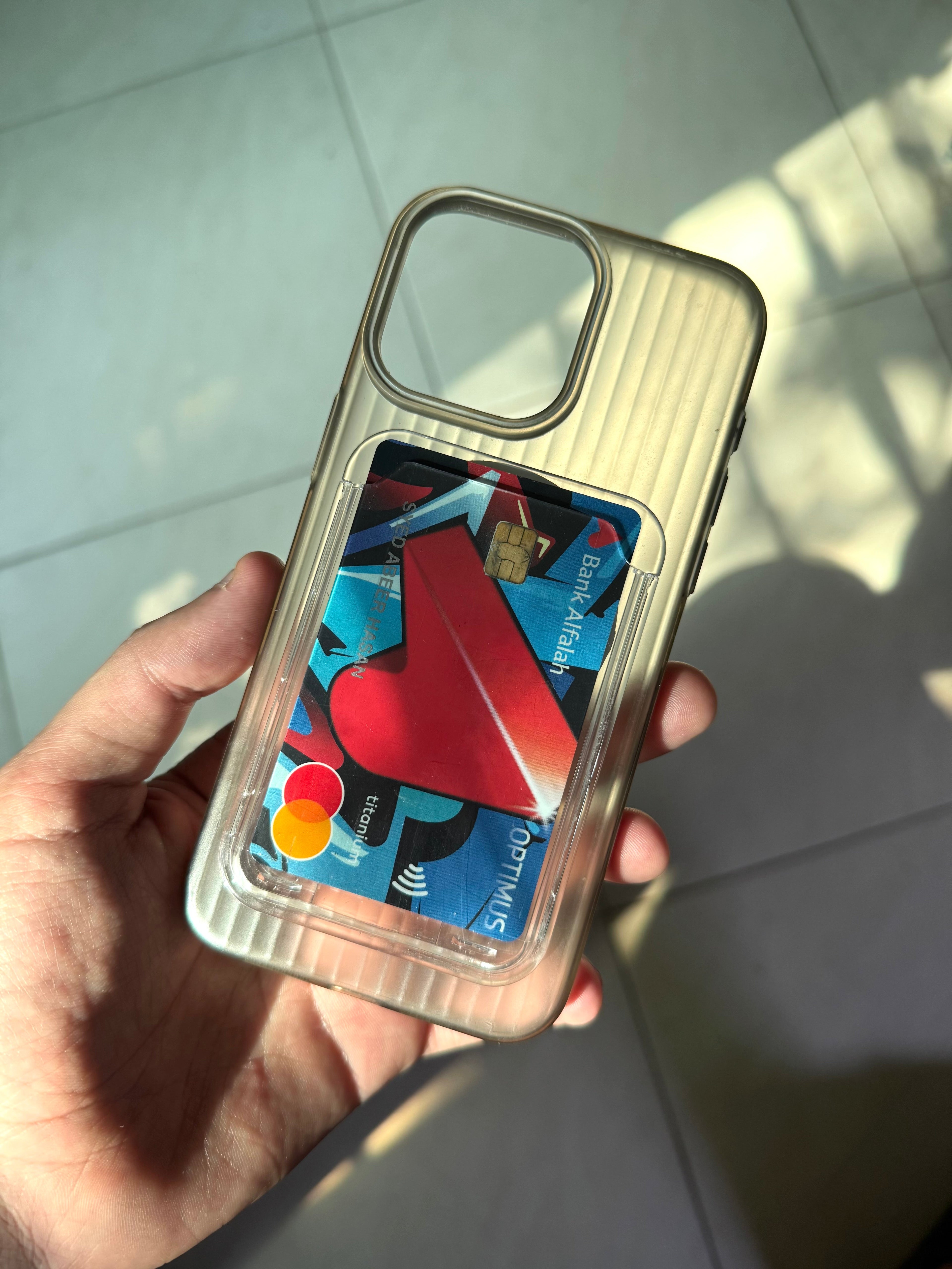 محفظة بطاقات فليكس الشفافة ماجسيف