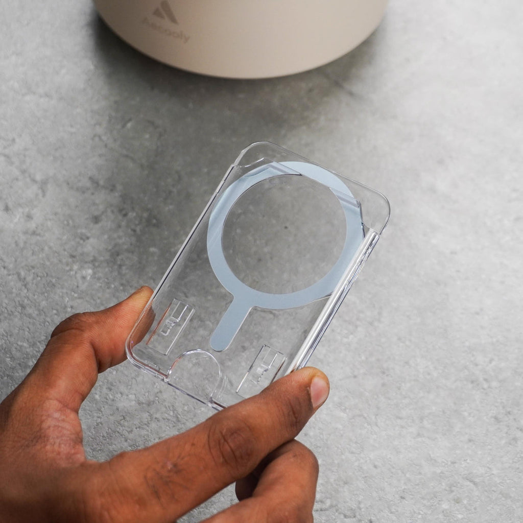 محفظة بطاقات فليكس الشفافة ماجسيف