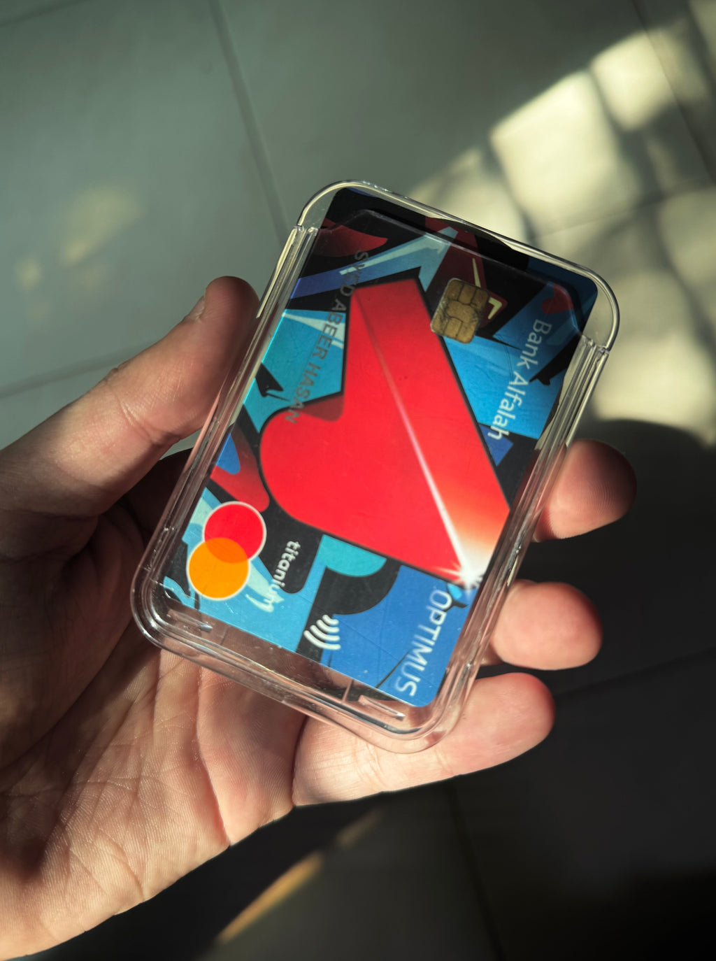 محفظة بطاقات فليكس الشفافة ماجسيف