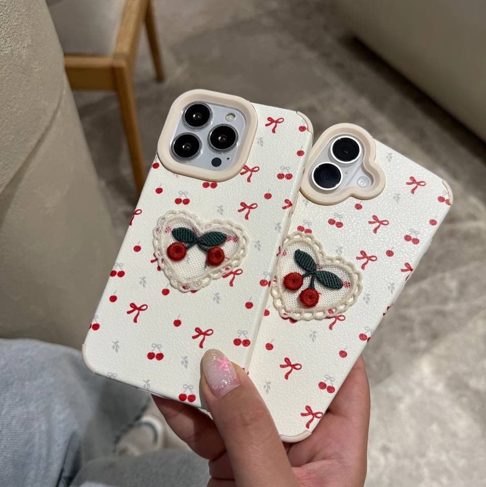 جراب مرن بتصميم كرزة لطيفة